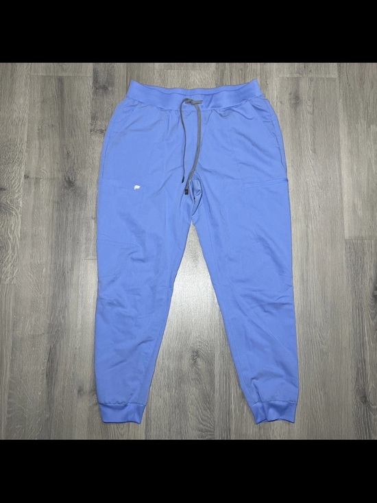 Fabletics Periwinkle Blue V-Notch Active Top - Picture 7 of 11